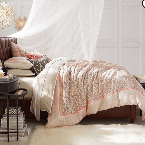 Pottery Barn Sasha Queen Duvet Cover - Picture 1 of 12